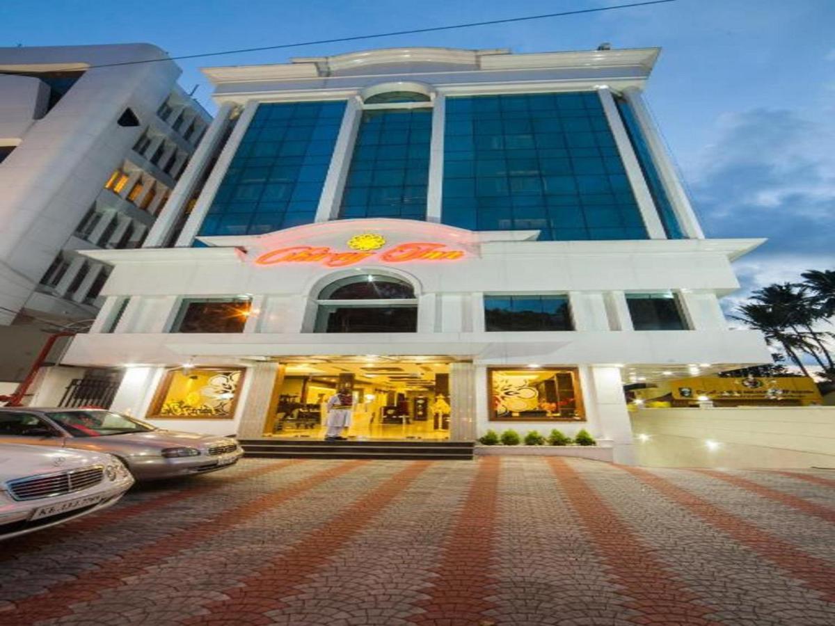 Chirag Inn Thiruvananthapuram Buitenkant foto